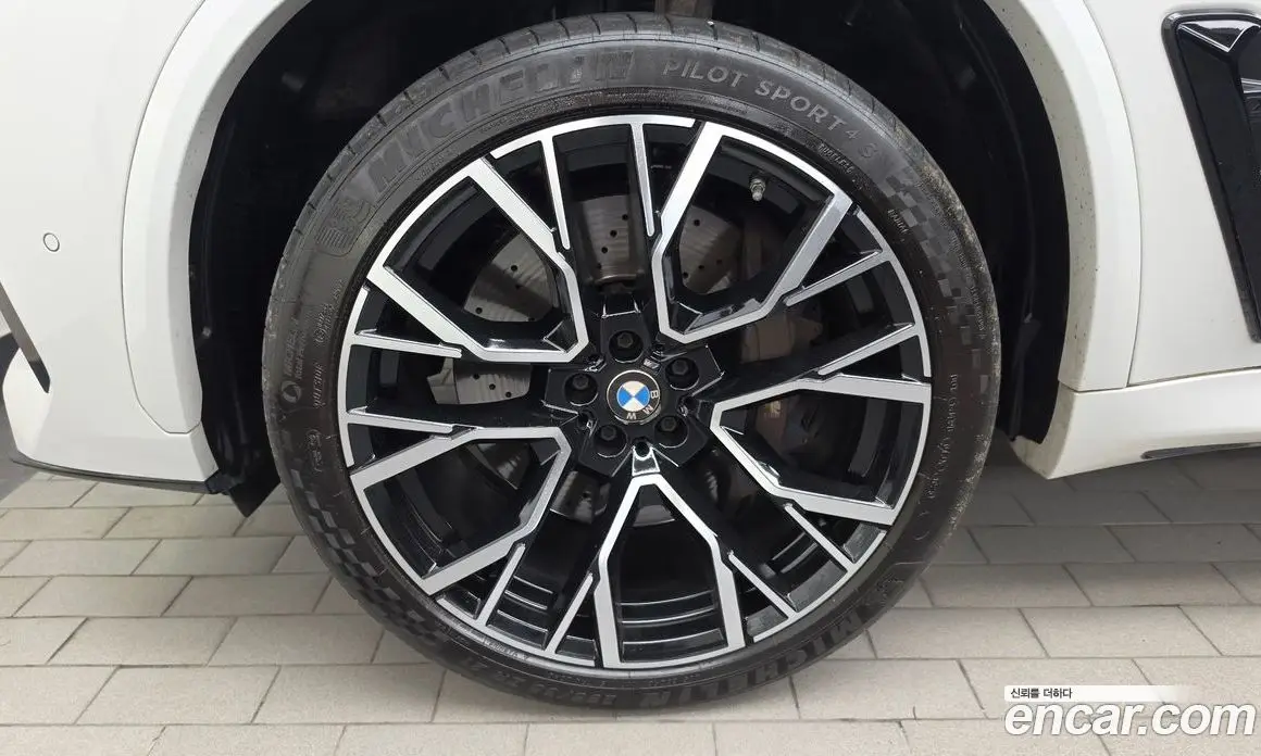 BMW X5M 2021 4.4 автомат (гидро), фото 5 BMW X5M 2021 4.4 автомат (гидро), фото 5