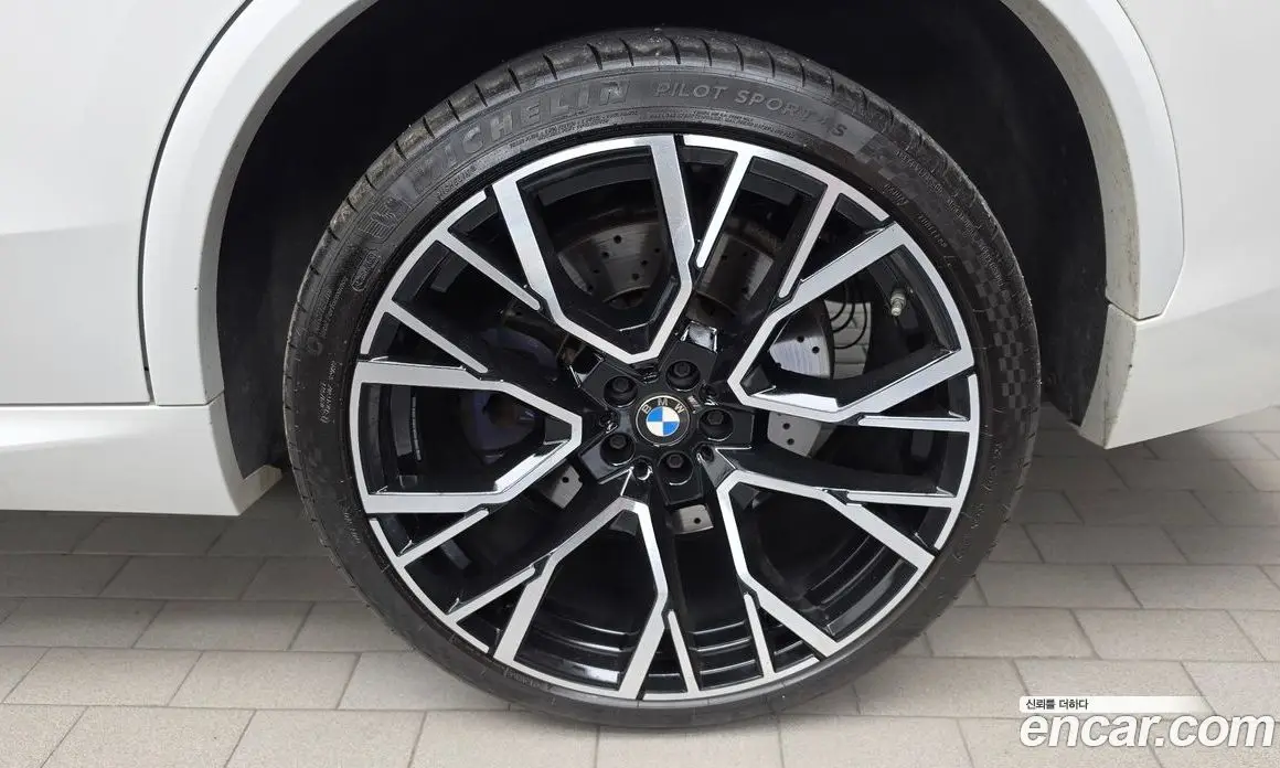 BMW X5M 2021 4.4 автомат (гидро), фото 7 BMW X5M 2021 4.4 автомат (гидро), фото 7