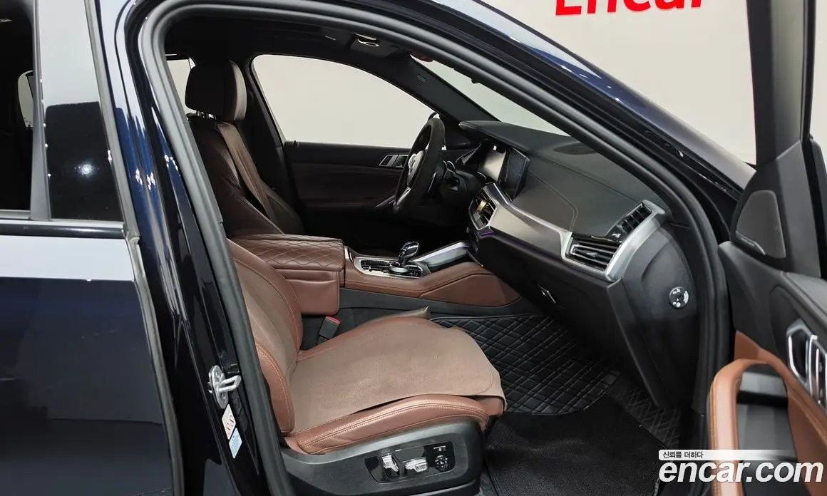 BMW X6 2023 3.0 автомат (гидро), фото 16