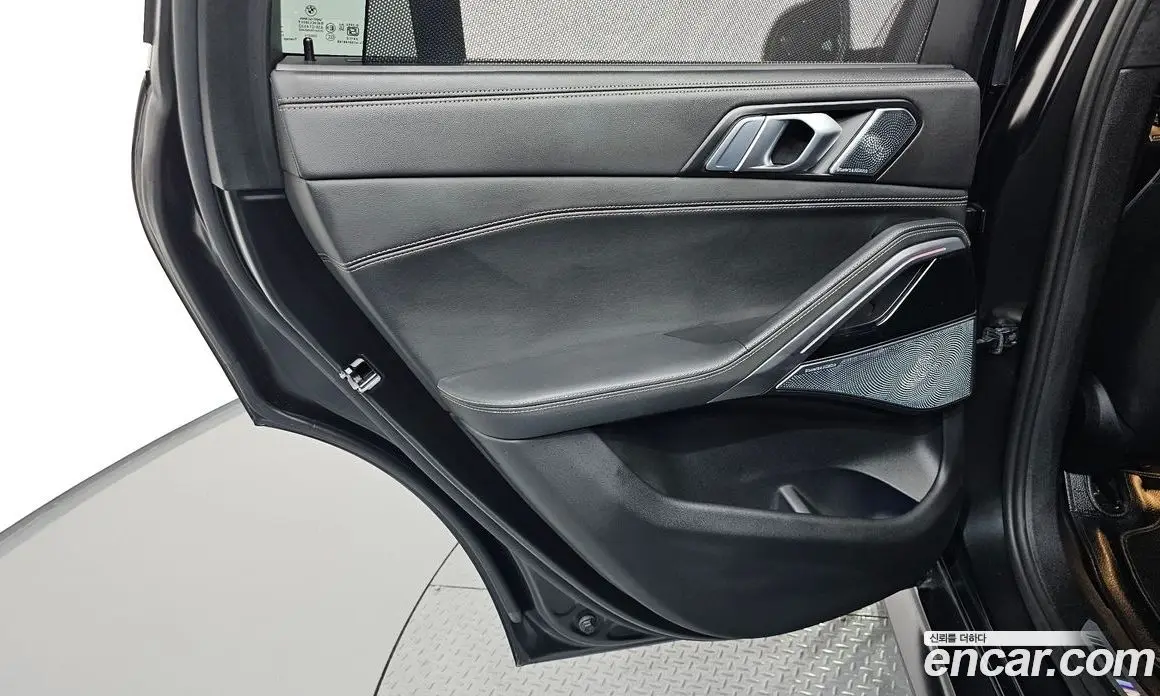 BMW X6 2025 3.0 автомат (гидро), фото 15