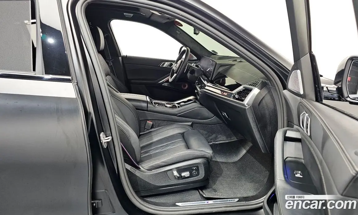 BMW X6 2025 3.0 автомат (гидро), фото 16