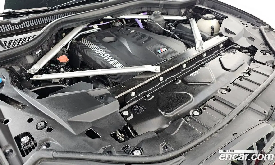 BMW X6 2025 3.0 автомат (гидро), фото 6