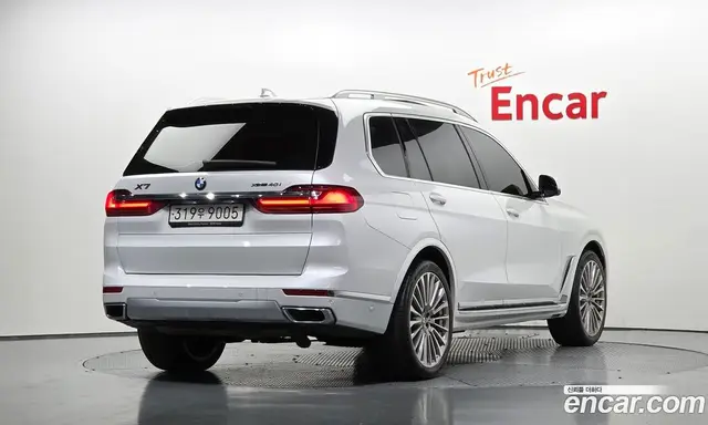 BMW X7 2022 3.0 автомат (гидро), миниатюра 2