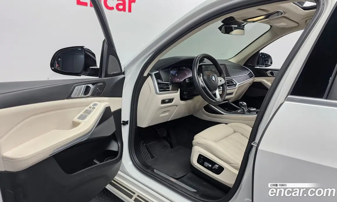 BMW X7 2022 3.0 автомат (гидро), фото 13