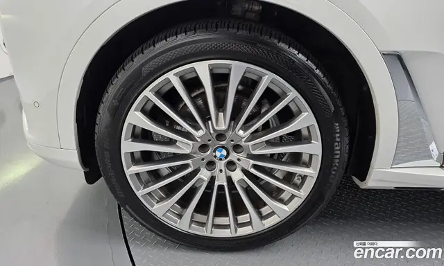 BMW X7 2022 3.0 автомат (гидро), миниатюра 5