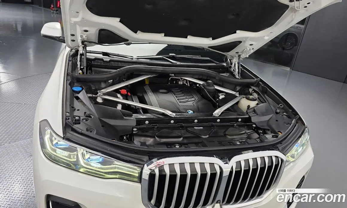 BMW X7 2022 3.0 автомат (гидро), фото 6