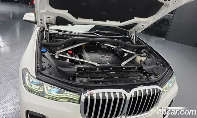 BMW X7 2022 3.0 автомат (гидро), миниатюра 6