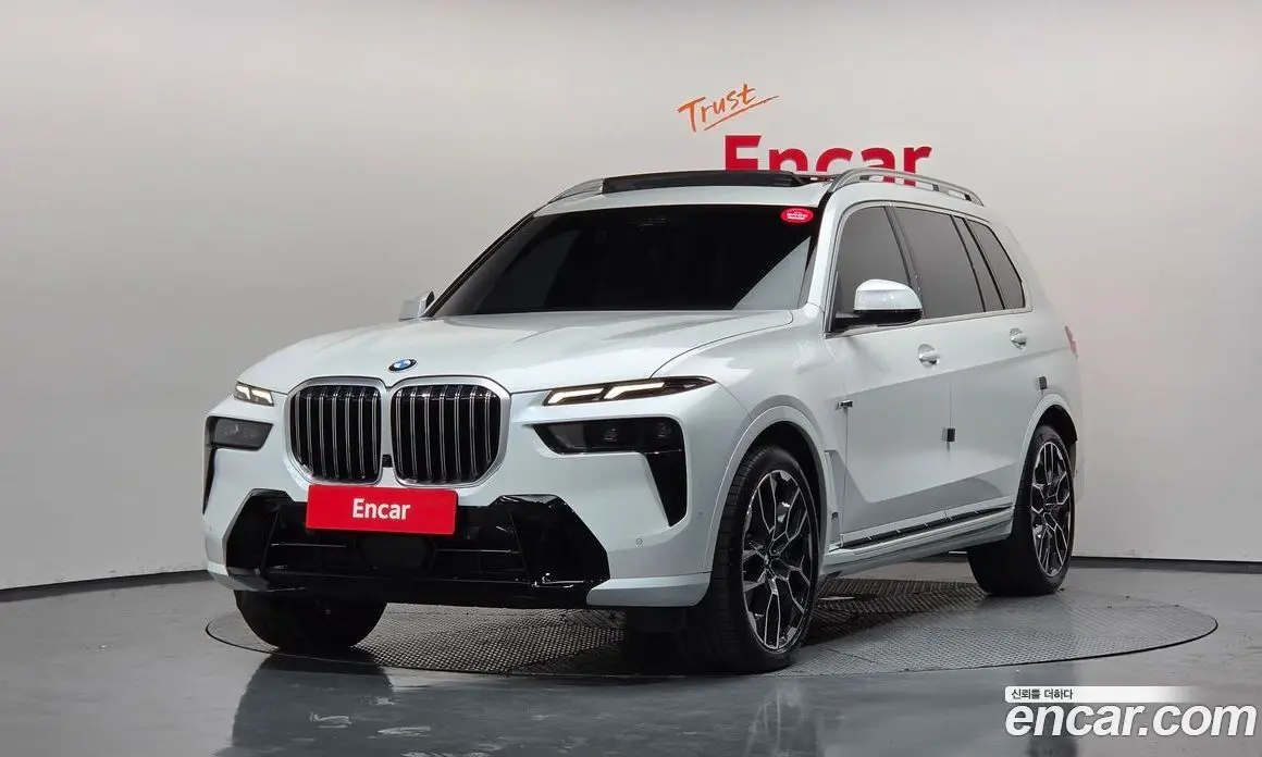 BMW X7 2025 3.0 автомат (гидро), фото 1 BMW X7 2025 3.0 автомат (гидро), фото 1