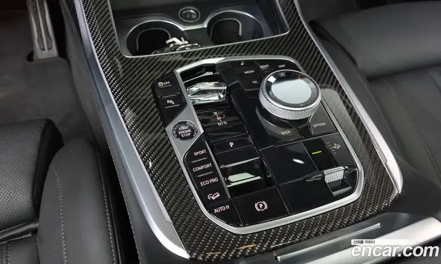 BMW X7 2025 3.0 автомат (гидро), миниатюра 12