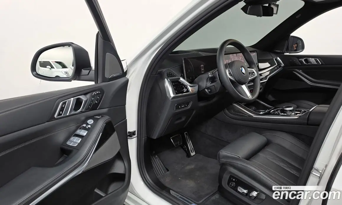BMW X7 2025 3.0 автомат (гидро), фото 13 BMW X7 2025 3.0 автомат (гидро), фото 13
