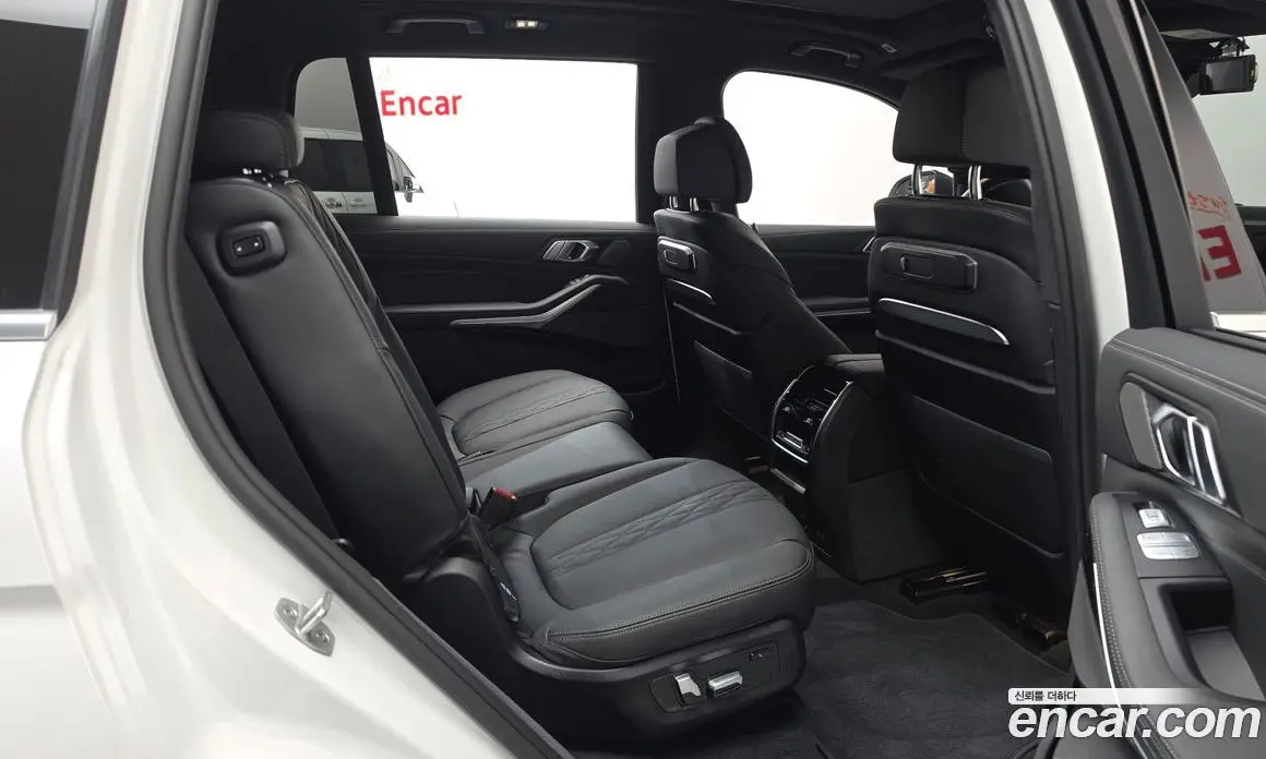 BMW X7 2025 3.0 автомат (гидро), фото 17 BMW X7 2025 3.0 автомат (гидро), фото 17
