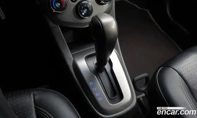 Chevrolet Aveo 2012 1.6 автомат (гидро), миниатюра 11