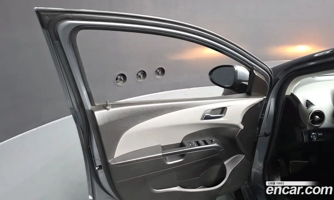 Chevrolet Aveo 2012 1.6 автомат (гидро), фото 13