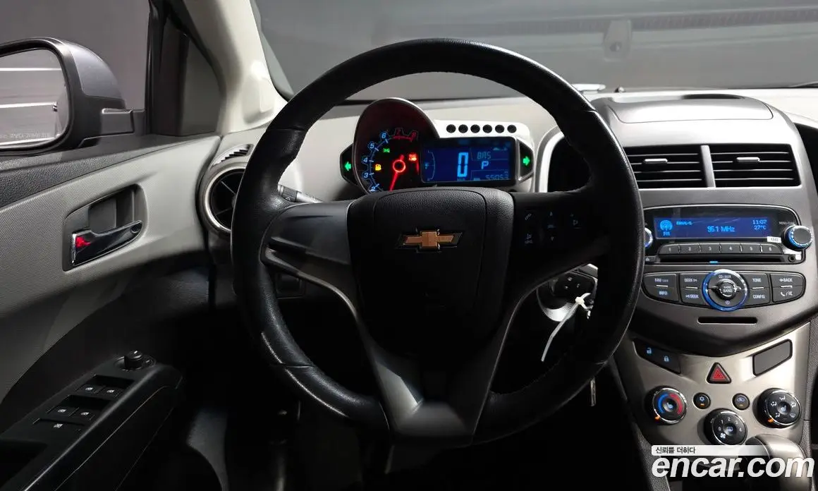 Chevrolet Aveo 2012 1.6 автомат (гидро), фото 18