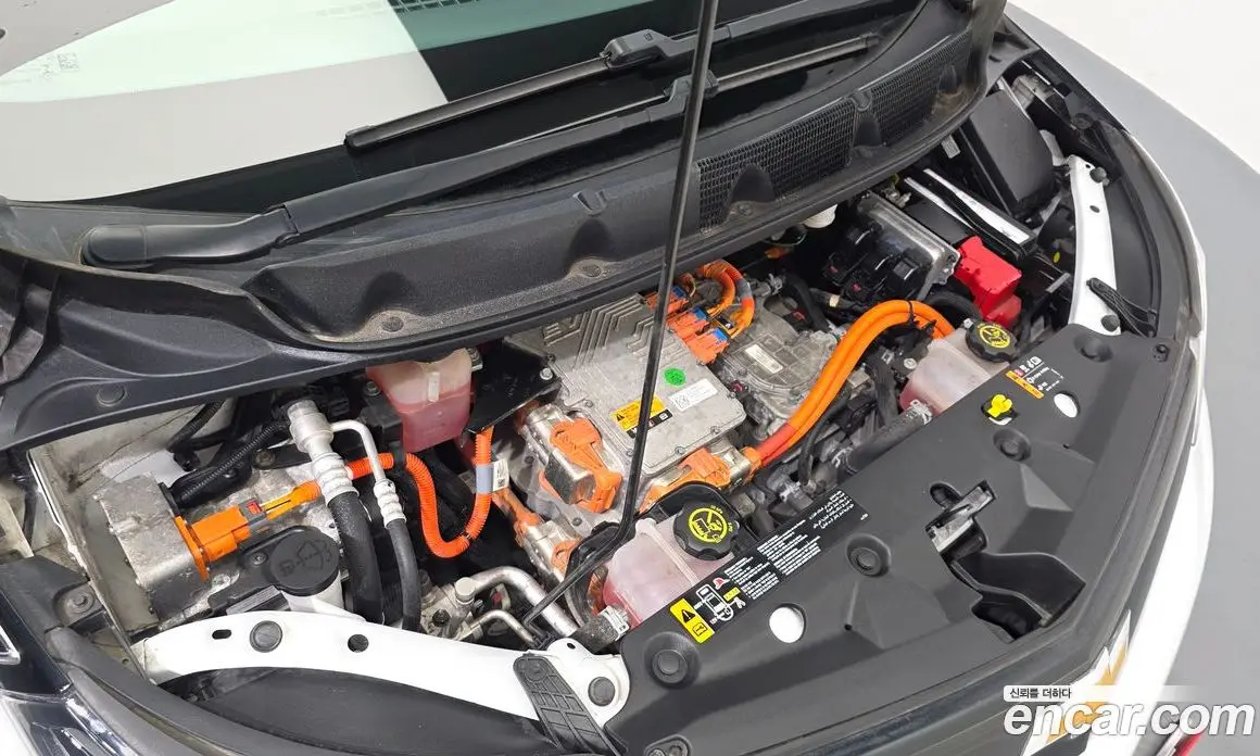 Chevrolet Bolt EV 2018 0.2 автомат (гидро), фото 6 Chevrolet Bolt EV 2018 0.2 автомат (гидро), фото 6