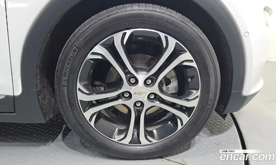 Chevrolet Bolt EV 2018 0.2 автомат (гидро), фото 7 Chevrolet Bolt EV 2018 0.2 автомат (гидро), фото 7