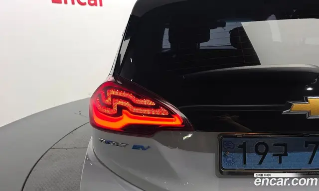Chevrolet Bolt EV 2018 0.2 автомат (гидро), миниатюра 9 Chevrolet Bolt EV 2018 0.2 автомат (гидро), миниатюра 9