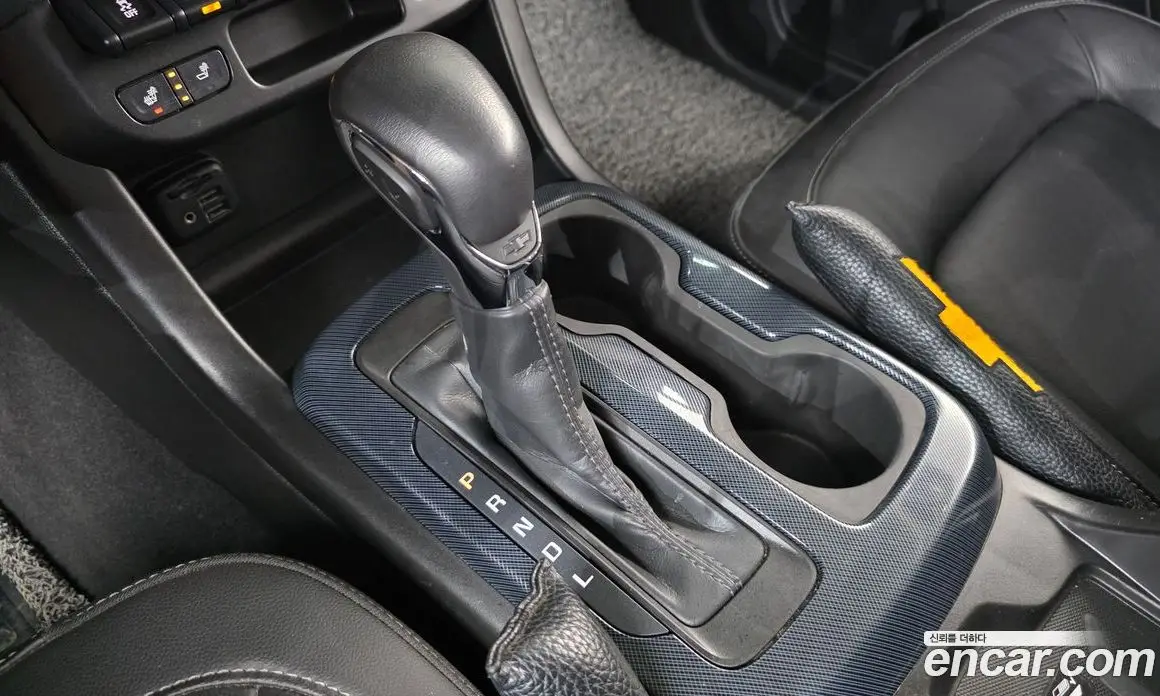 Chevrolet Colorado 2022 3.6 автомат (гидро), фото 12