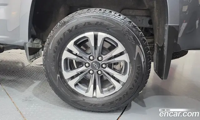 Chevrolet Colorado 2022 3.6 автомат (гидро), миниатюра 7
