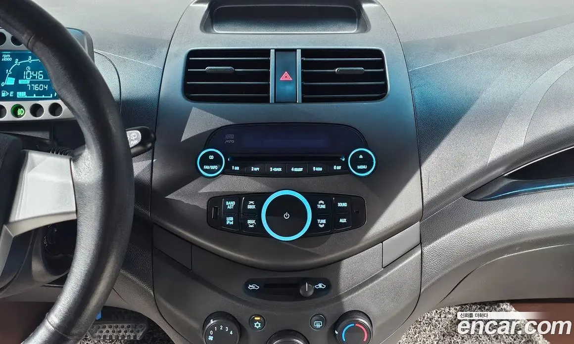 Chevrolet Spark 2012 1.0 автомат (гидро), фото 20