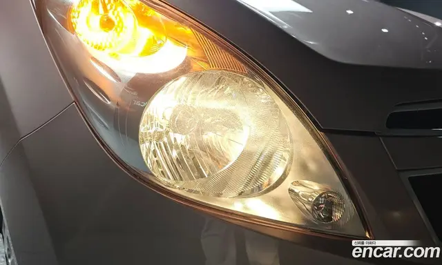 Chevrolet Spark 2012 1.0 автомат (гидро), миниатюра 7