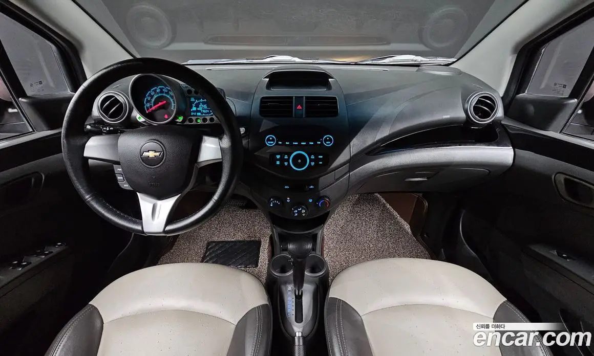 Chevrolet Spark 2012 1.0 автомат (гидро), фото 9