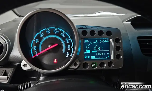 Chevrolet Spark 2012 1.0 автомат (гидро), миниатюра 10