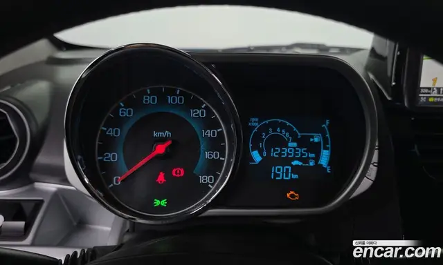 Chevrolet Spark 2014 1.0 автомат (гидро), миниатюра 11