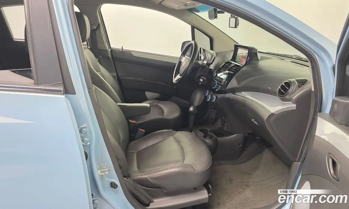 Chevrolet Spark 2014 1.0 автомат (гидро), фото 13