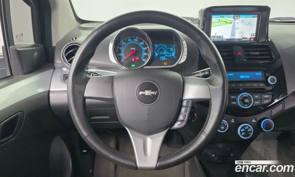 Chevrolet Spark 2014 1.0 автомат (гидро), фото 20