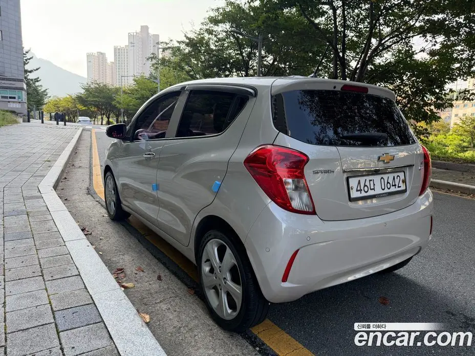 Chevrolet Spark 2016 1.0 автомат (гидро), фото 3