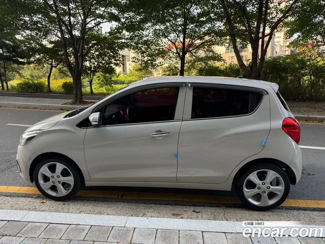 Chevrolet Spark 2016 1.0 автомат (гидро), миниатюра 4