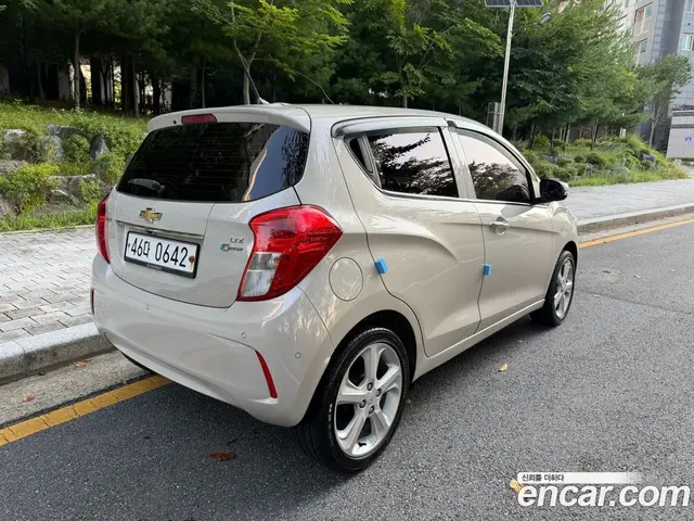 Chevrolet Spark 2016 1.0 автомат (гидро), миниатюра 6