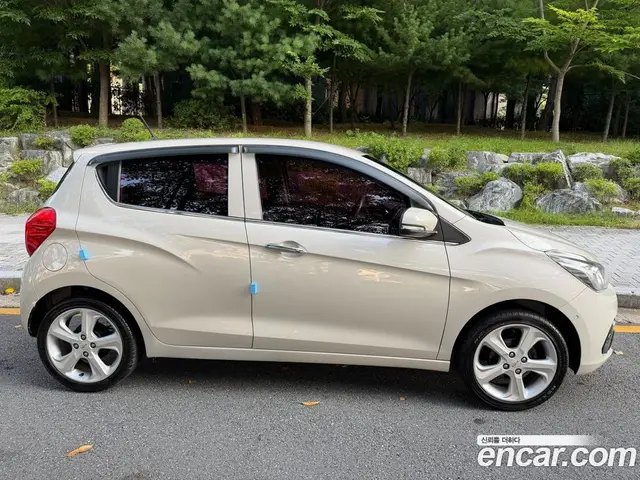 Chevrolet Spark 2016 1.0 автомат (гидро), миниатюра 7