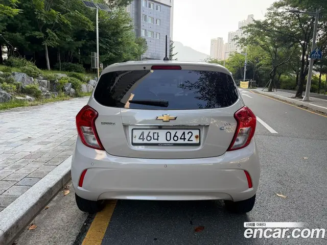 Chevrolet Spark 2016 1.0 автомат (гидро), миниатюра 8