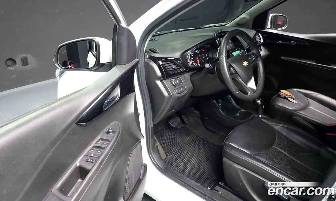 Chevrolet Spark 2017 1.0 автомат (гидро), фото 12