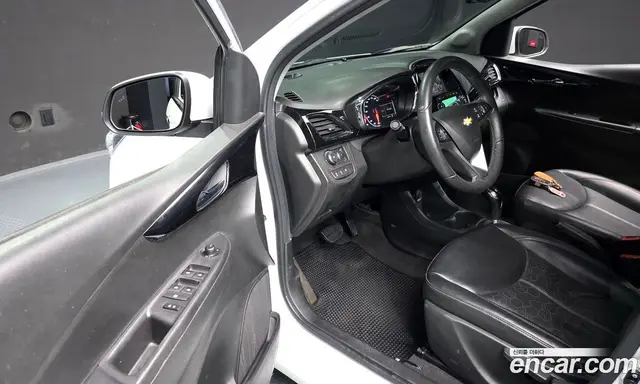 Chevrolet Spark 2017 1.0 автомат (гидро), миниатюра 12
