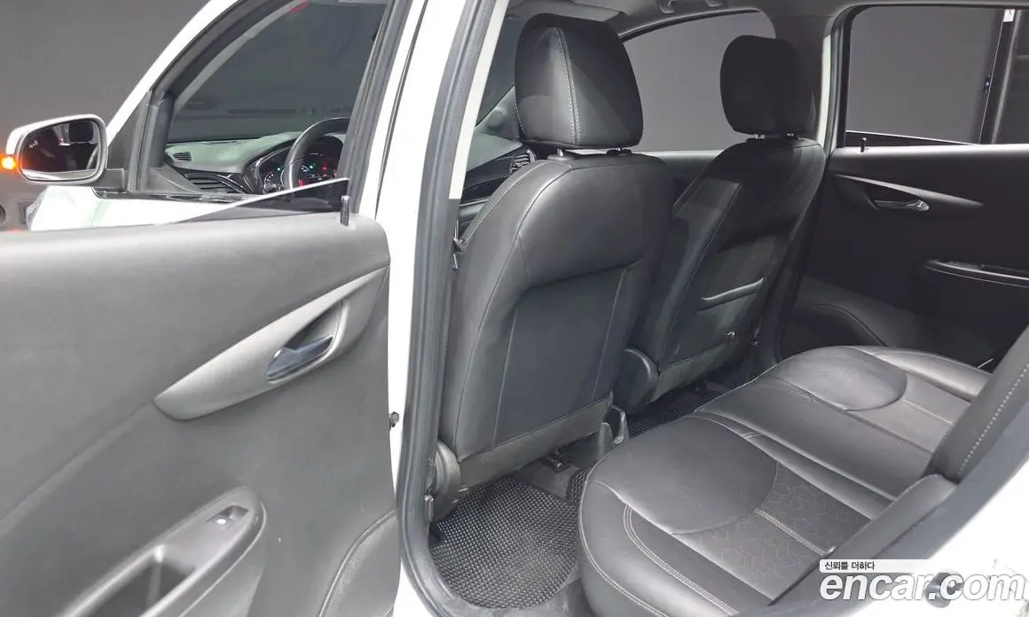 Chevrolet Spark 2017 1.0 автомат (гидро), фото 17