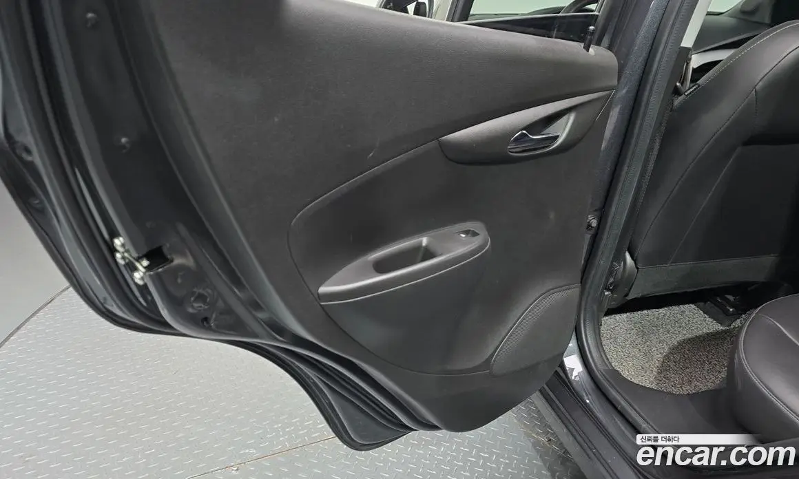 Chevrolet Spark 2020 1.0 автомат (гидро), фото 15