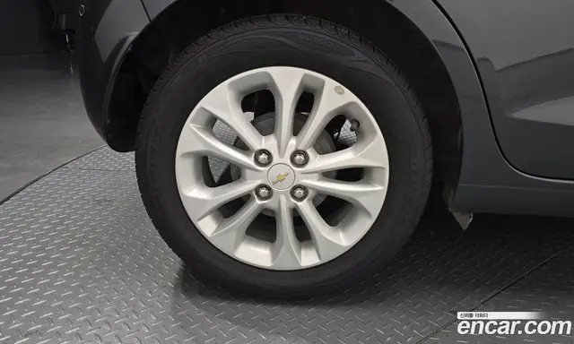 Chevrolet Spark 2020 1.0 автомат (гидро), миниатюра 5