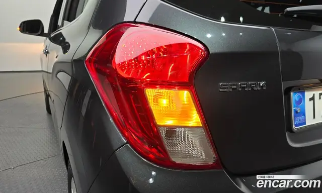 Chevrolet Spark 2020 1.0 автомат (гидро), миниатюра 9