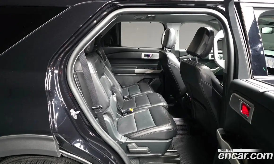 Ford Explorer 2021 2.3 автомат (гидро), фото 18