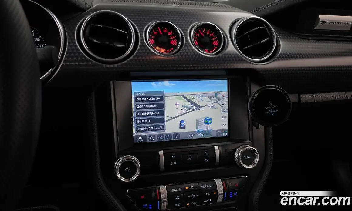 Ford Mustang 2019 2.3 автомат (гидро), фото 20 Ford Mustang 2019 2.3 автомат (гидро), фото 20