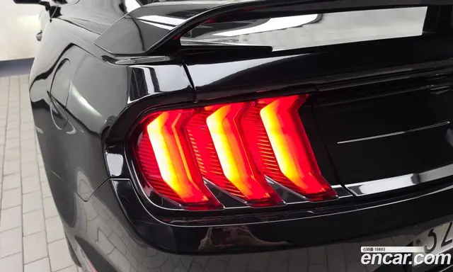Ford Mustang 2019 2.3 автомат (гидро), миниатюра 9 Ford Mustang 2019 2.3 автомат (гидро), миниатюра 9