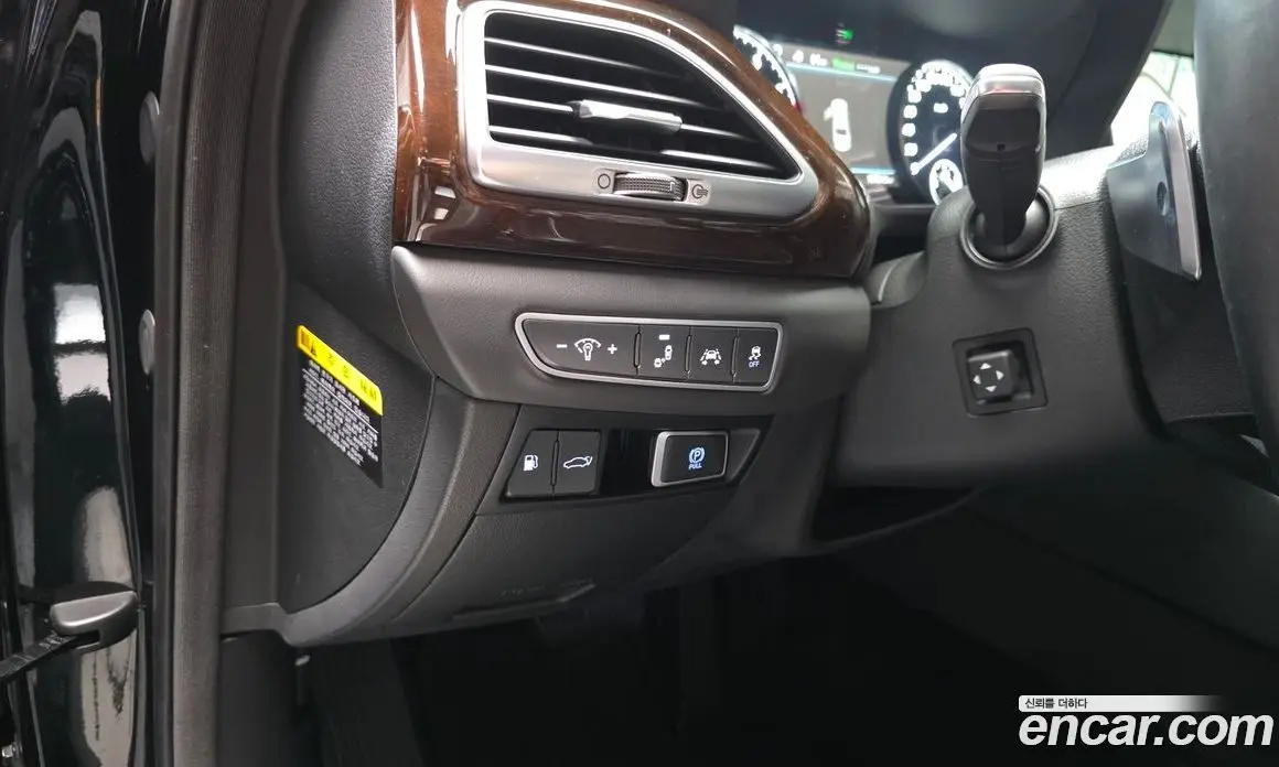 Genesis EQ900 2016 3.3 автомат (гидро), фото 20 Genesis EQ900 2016 3.3 автомат (гидро), фото 20