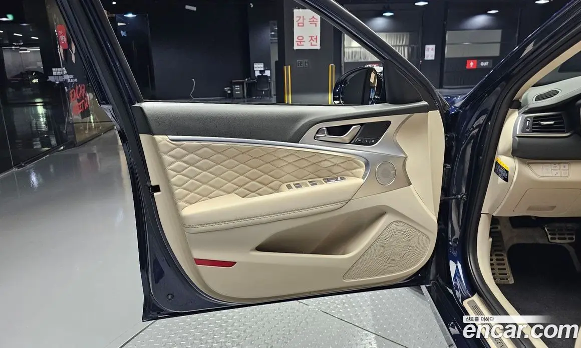 Genesis G70 2019 3.3 автомат (гидро), фото 14