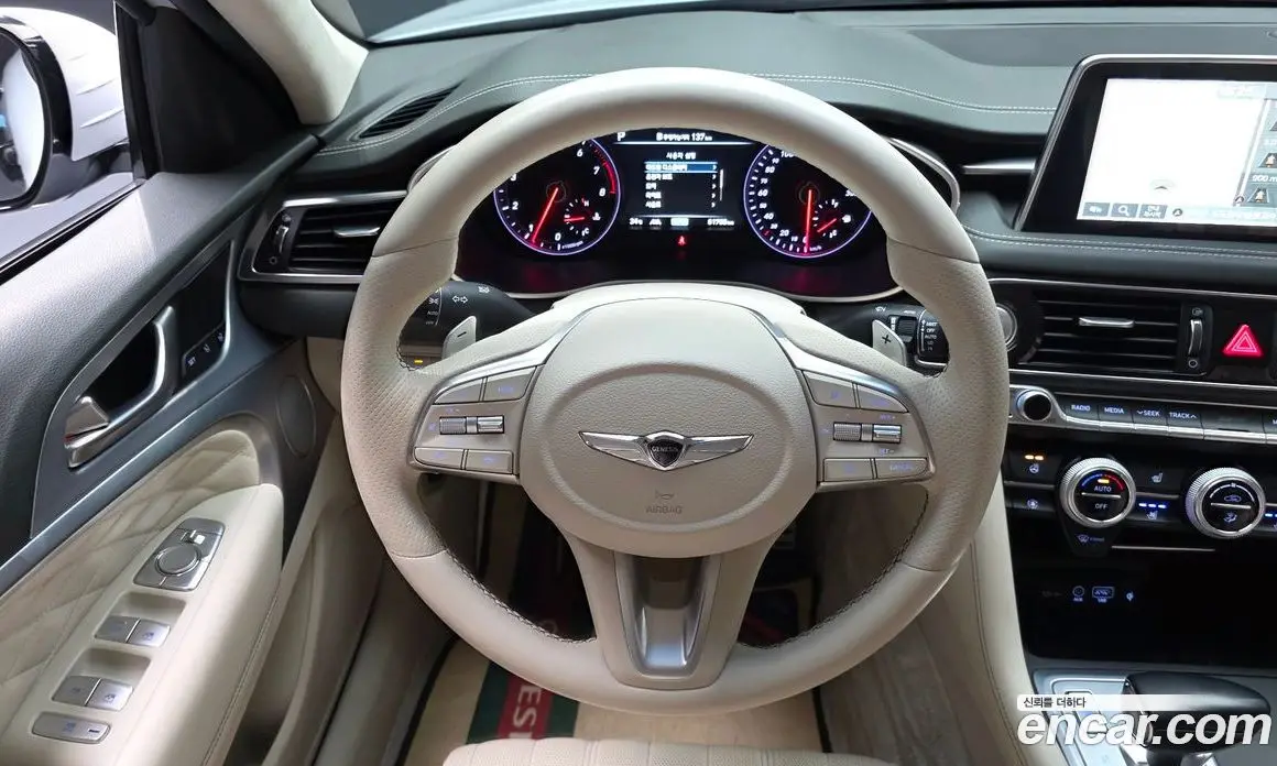 Genesis G70 2019 2.0 автомат (гидро), фото 19 Genesis G70 2019 2.0 автомат (гидро), фото 19