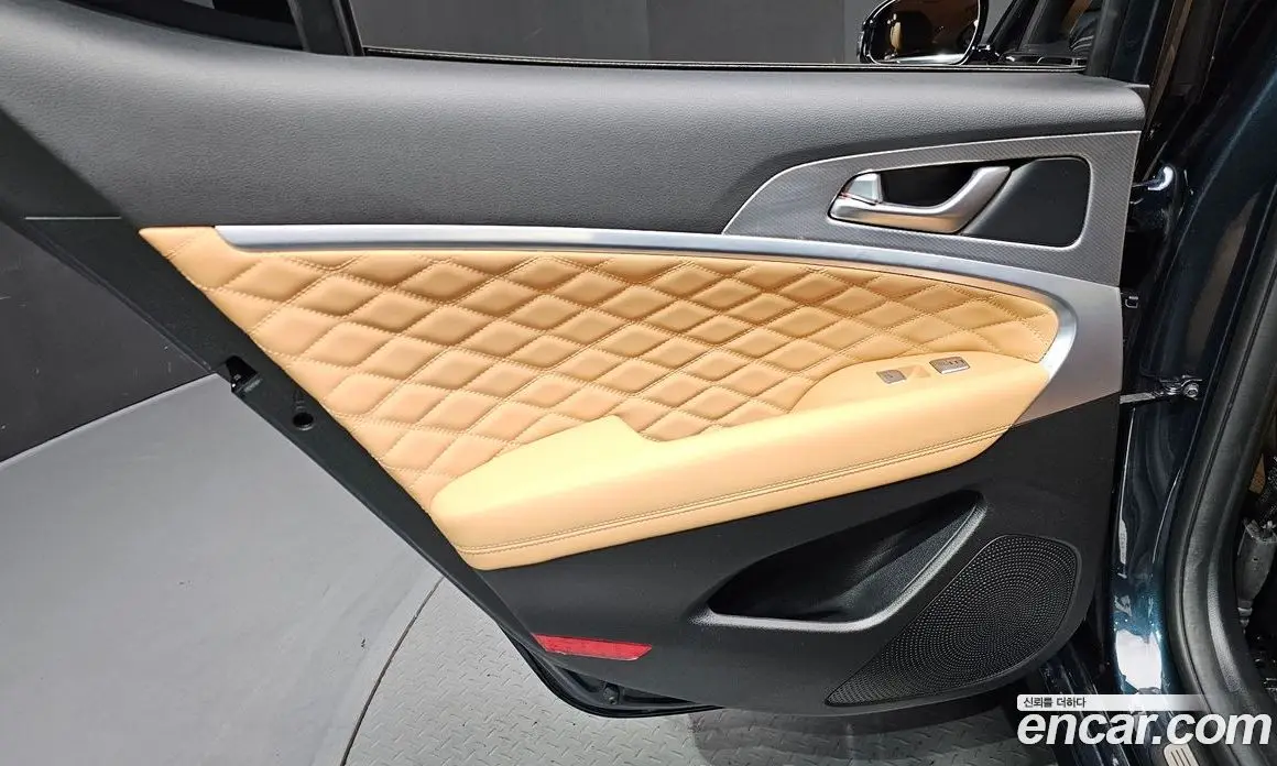 Genesis G70 2022 2.0 автомат (гидро), фото 15 Genesis G70 2022 2.0 автомат (гидро), фото 15