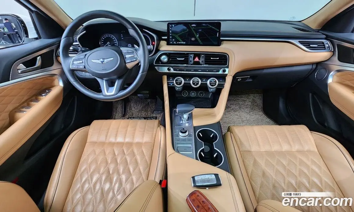 Genesis G70 2023 2.0 автомат (гидро), фото 10 Genesis G70 2023 2.0 автомат (гидро), фото 10
