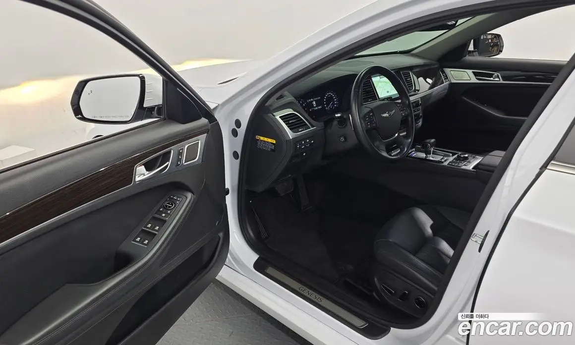 Genesis G80 2017 3.3 автомат (гидро), фото 13 Genesis G80 2017 3.3 автомат (гидро), фото 13